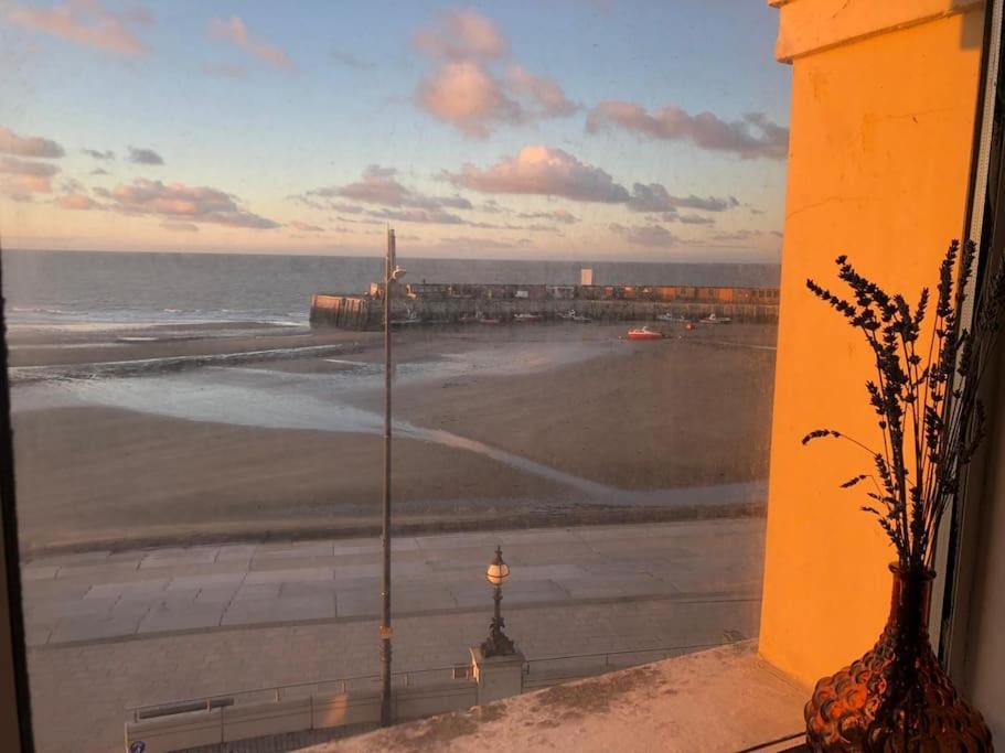 Margate Sea Front Apartment Exterior photo