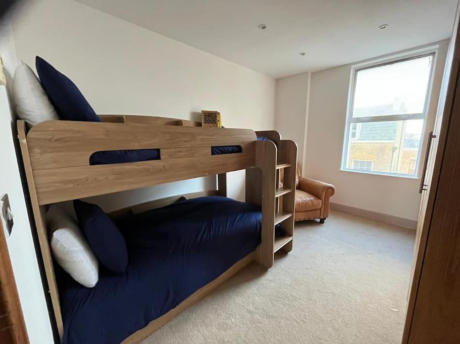 Margate Sea Front Apartment Exterior photo