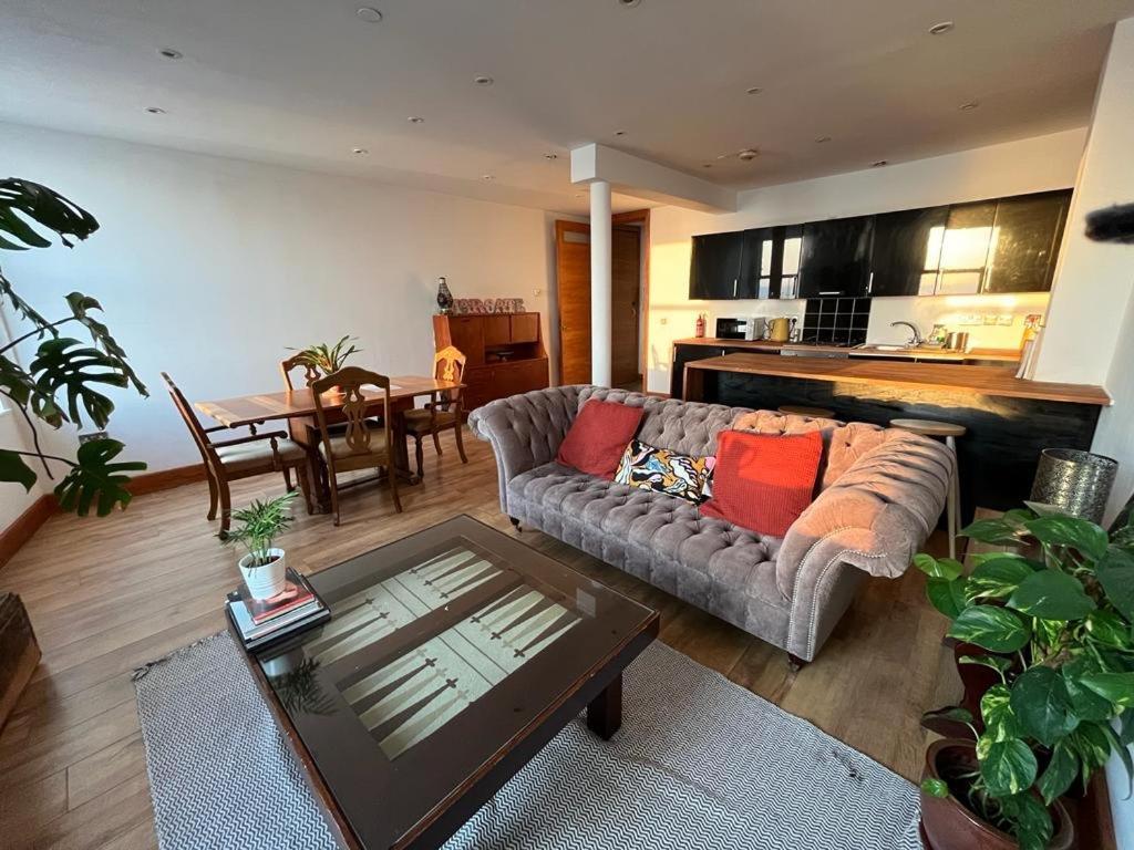 Margate Sea Front Apartment Exterior photo